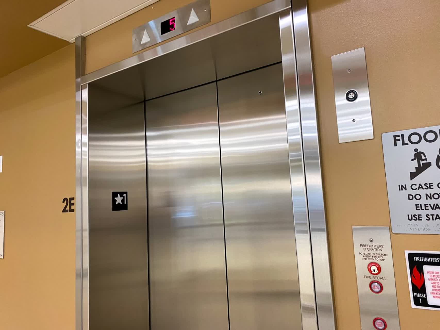 دوره آسانسور